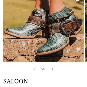 Brand new Saloon Freebirds